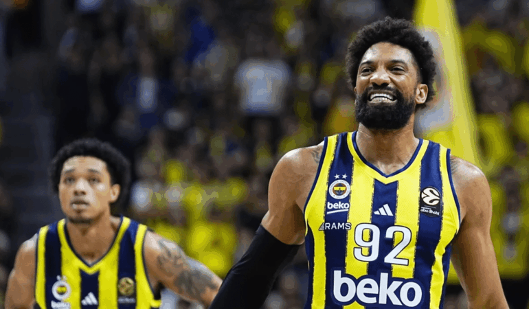 Fenerbahçe Beko EuroLeague’de ilk 6’yı garantiledi