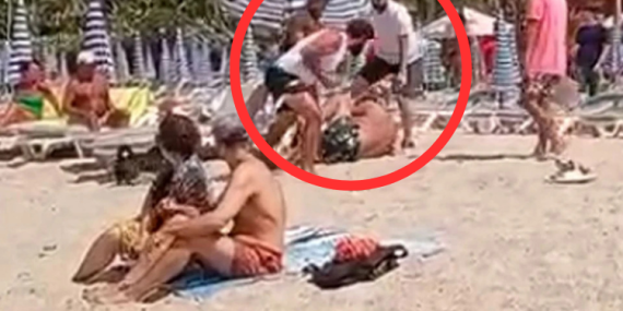 ALANYA’DA ŞEZLONG ALMAYAN TURİST DARP EDİLDİ!