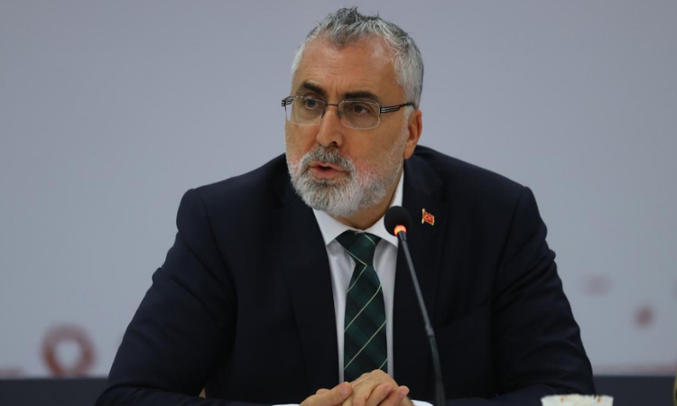 BAKAN VEDAT IŞIKHAN’DAN ASGARİ ÜCRET AÇIKLAMASI