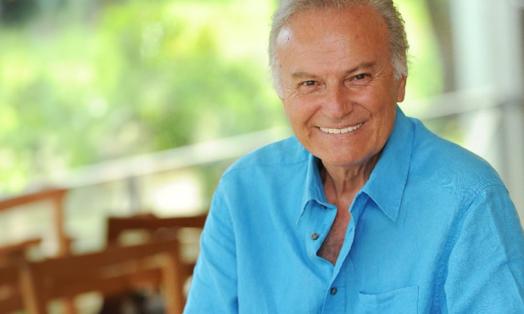 YEŞİLÇAM EFSANESİNDEN SİTEM: “BABA ROLÜ BANA YETMİYOR”