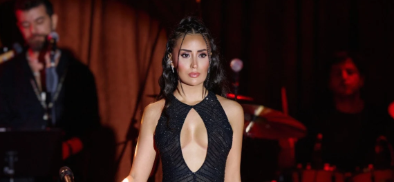 Hande Ünsal, Kıyafetini Eleştirenlere Tepki Gösterdi: “Hepimiz Özgürüz”