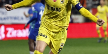 FENERBAHÇE’DE YENİ HOCA ARAYIŞI (1)