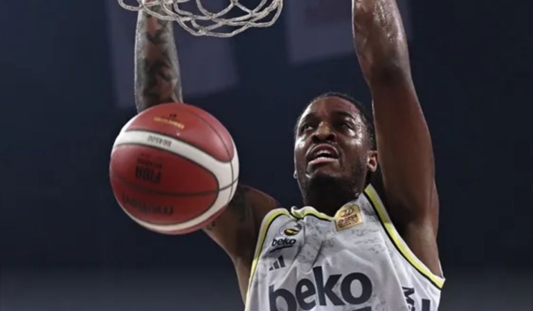 Fenerbahçe, Beşiktaş’ı 85-83 mağlup ederek 38. Cumhurbaşkanlığı Kupası’nı kazandı
