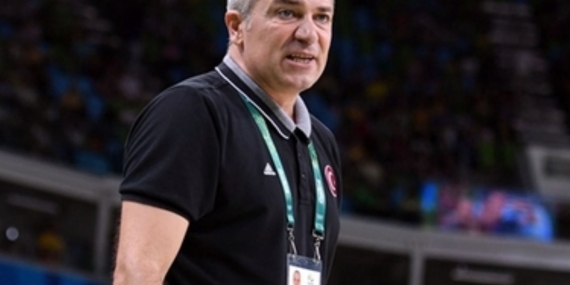 Galatasaray Kadın Basketbol Takımı’nda Şok Ayrılık: Başantrenör Ekrem Memnun ile Yollar Resmen Ayrıldı