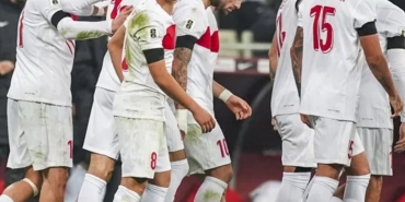 FENERBAHÇE’DE YENİ HOCA ARAYIŞI (3)