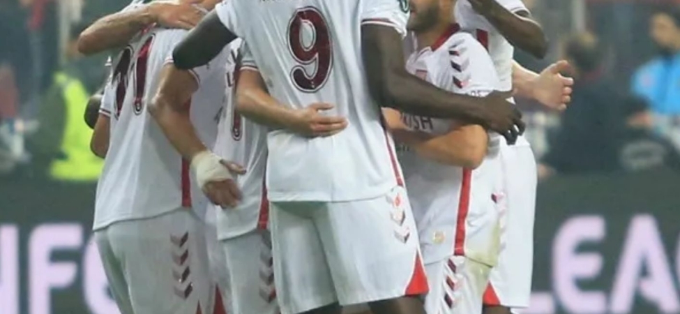 FENERBAHÇE’DE YENİ HOCA ARAYIŞI (31)