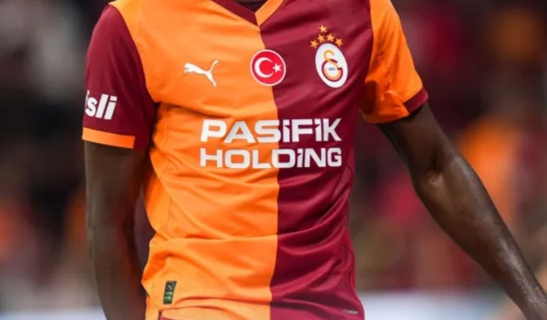 Okan Buruk, Osimhen’i Alanyaspor maçında riske etmeyecek