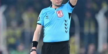 FENERBAHÇE’DE YENİ HOCA ARAYIŞI (4)