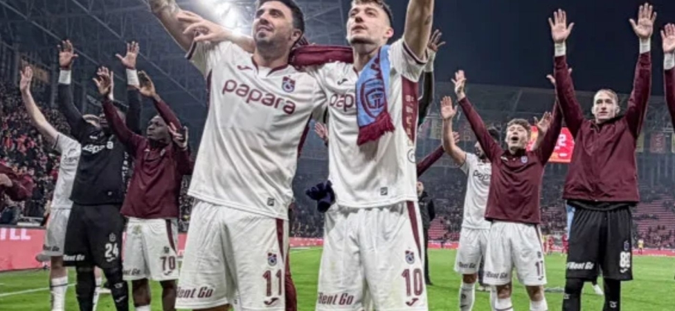 FENERBAHÇE’DE YENİ HOCA ARAYIŞI