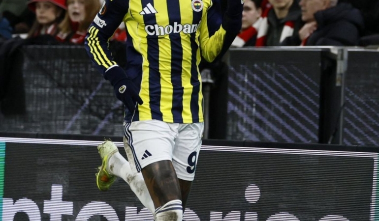 Fenerbahçe, Brann’ı 4-0 Yenerek Norveç Basınında Gündem Oldu