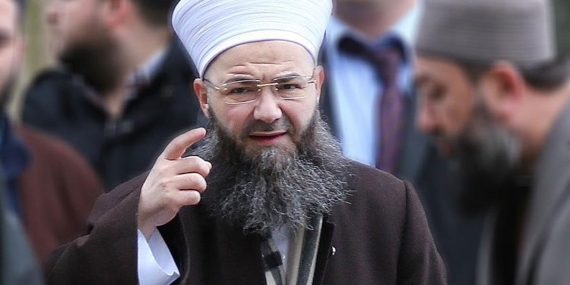 SAHTE DİPLOMA TARTIŞMASINA CÜBBELİ AHMET DE KATILDI!