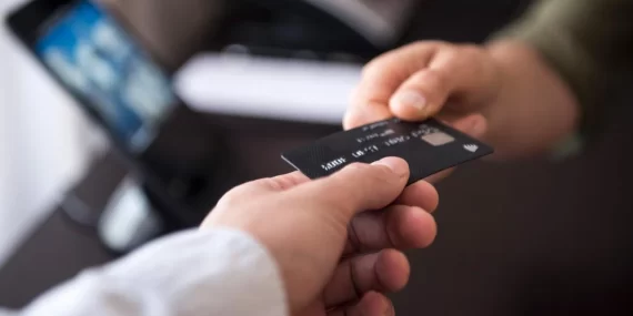 MERKEZ BANKASI’NDAN KREDİ KARTI FAİZLERİNE İNDİRİM