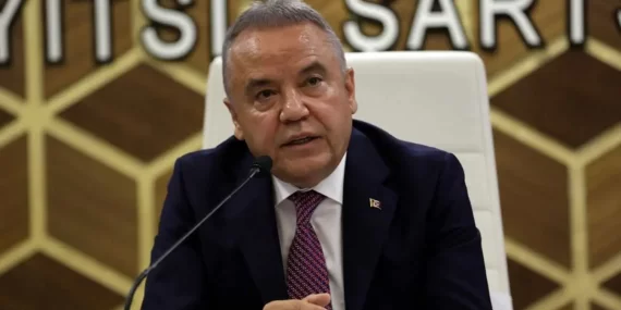 MUHİTTİN BÖCEK’İN TUTUKLULUĞUNA MAHKEMEDEN RET KARARI