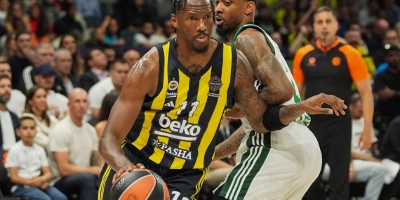 FENERBAHÇE BEKO FİNALDE! PANATHINAIKOS’U DEVİREREK EUROLEAGUE’DE TARİH YAZDI