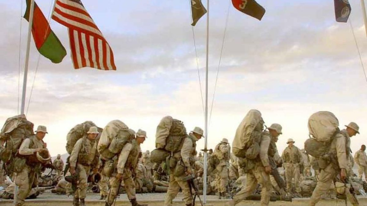 ABD, ordu ile çalışan Afgan aileleri tahliye edecek