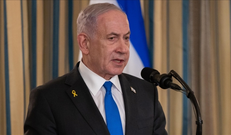 İSRAİL MEDYASI NETANYAHU’YU SERT ELEŞTİRDİ: “ÇÖKÜŞÜN EŞİĞİNDEYİZ”