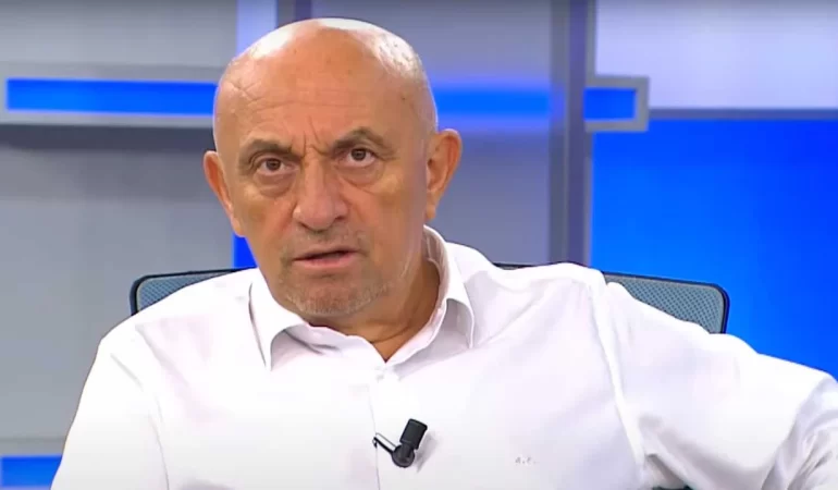 Sinan Engin’den “Uzak Şehir” Dizisine Şok İtiraf!