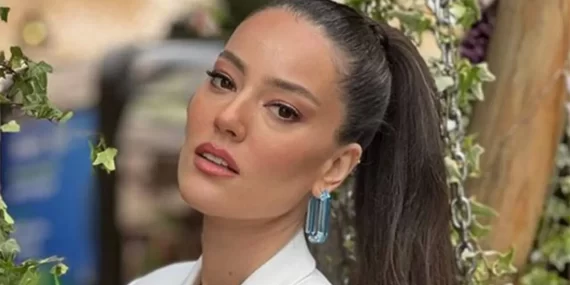 Pelin Akil’in Aşk Hayatında Yeni Gelişme!