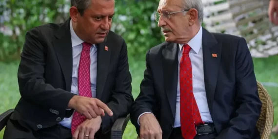 Kılıçdaroğlu ve Özgür Özel’den sürpriz buluşma