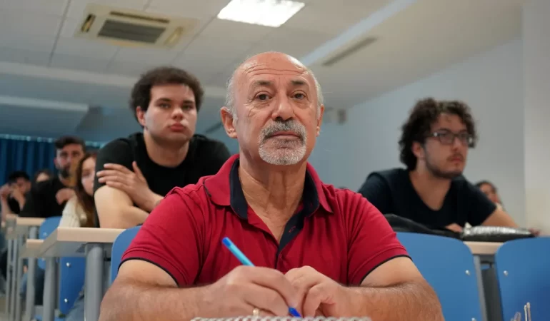 Antalya’da 63 Yaşında Üniversiteli Oldu