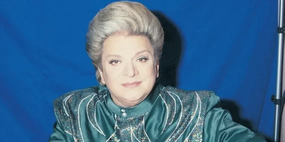 “Mehmetçik, Zeki Müren Filmini Durdurdu: Telif Davası Açıldı!”