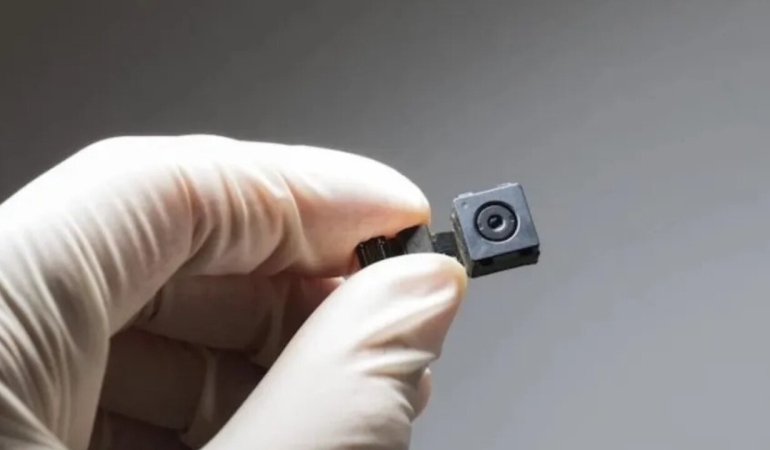 Adana’da Gizli Kamera Skandalı: Öğretmen Tutuklandı