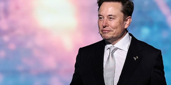 Elon Musk’tan Yoksulluğu Bitirecek Plan: Yapay Zeka ve Robotlar