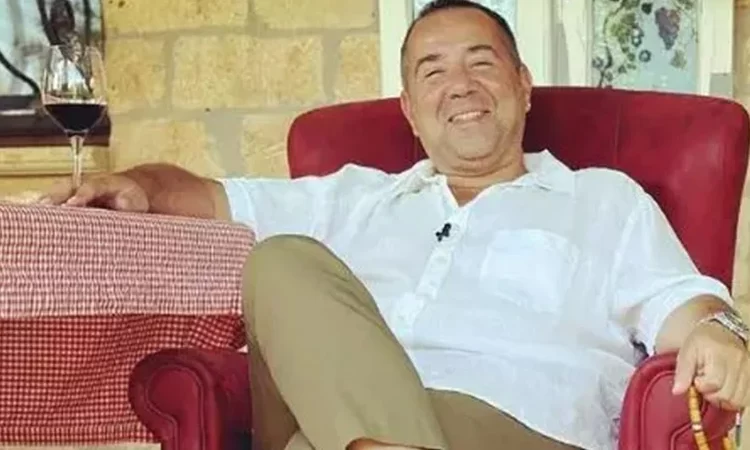 ATA DEMİRER BOZCAADA’NIN EMLAK DANIŞMANI OLDU!