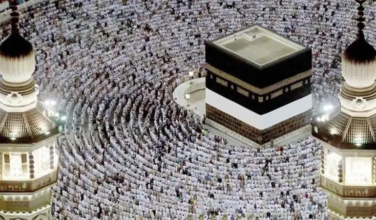 Umreye Gidecekler Dikkat! Suudi Arabistan Vize Sistemini Baştan Değiştirdi
