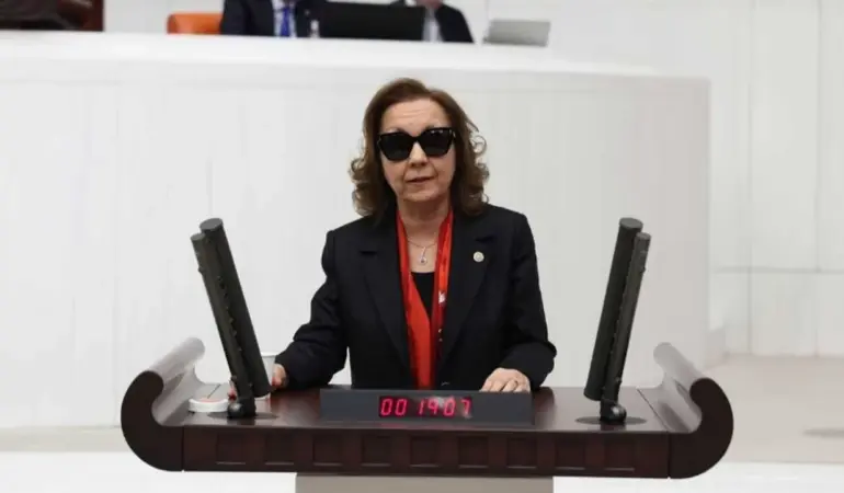 Çerçeve Yasa AK Parti’yi Karıştırdı! Vekillerden Kritik İtirazlar