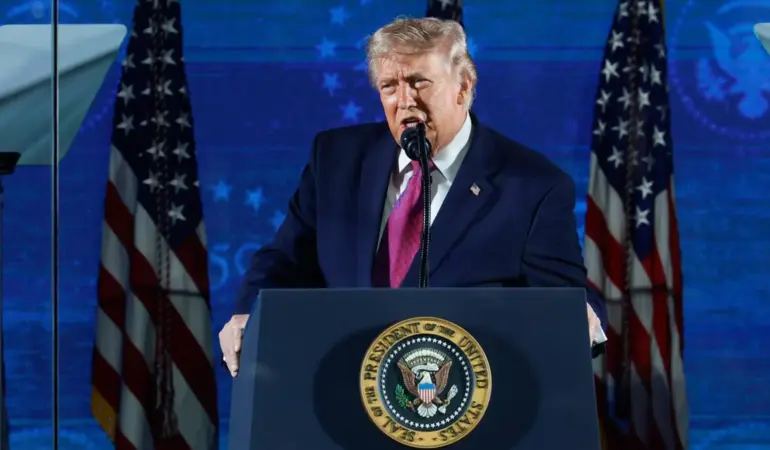 Trump Yine Gündemi Sarstı! Komünistler İçin Bakın Ne Dedi