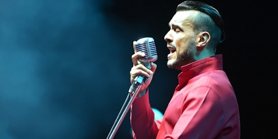 Cem Adrian 2024 Yılında Konser Rekoru Kırdı! Listenin Zirvesinde Yer Aldı
