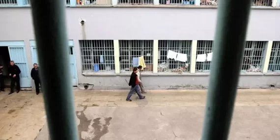 55 Bin Mahkuma Tahliye Kapısı: Yargı Paketinde İlk Bölüm Geçti