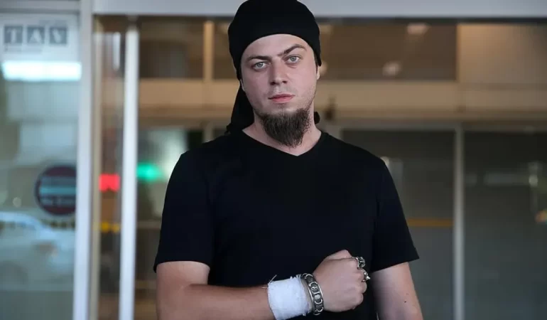 Borsa Operasyonunda 8 Kişi Tutuklandı: Aref Ghafouri de Aralarında