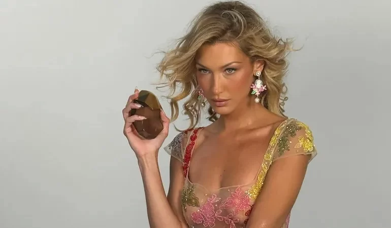 Bella Hadid, Sosyal Medyada Filistin Desteğini Sürdürdü