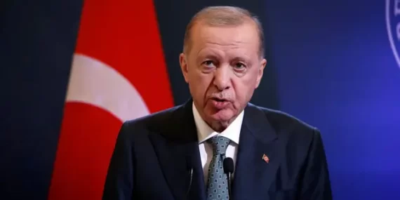 Erdoğan’dan AK Partili Vekillere PKK’nın Teslim Edeceği Silahlarla İlgili Kritik Açıklama