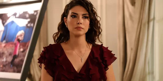 DENİZ BAYSAL’DAN DİKKAT ÇEKEN ANNELİK AÇIKLAMASI! “ÇOK BÜYÜK SORUMLULUK VE BENİ KORKUTUYOR”