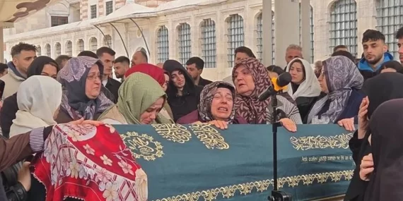 ELİF KIRAV 32 YERİNDEN BIÇAKLANARAK KATLEDİLDİ