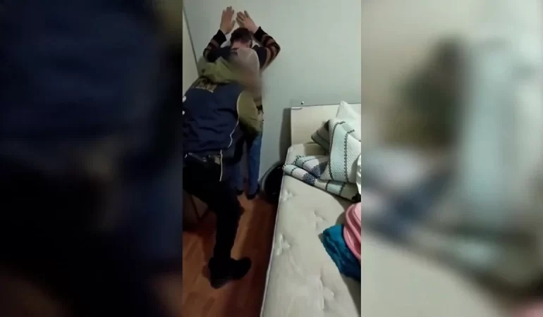 MİLLETVEKİLLERİNE KASET KUMPASI KURAN FETÖ’CÜ ESKİ EMNİYET AMİRİ YAKALANDI!