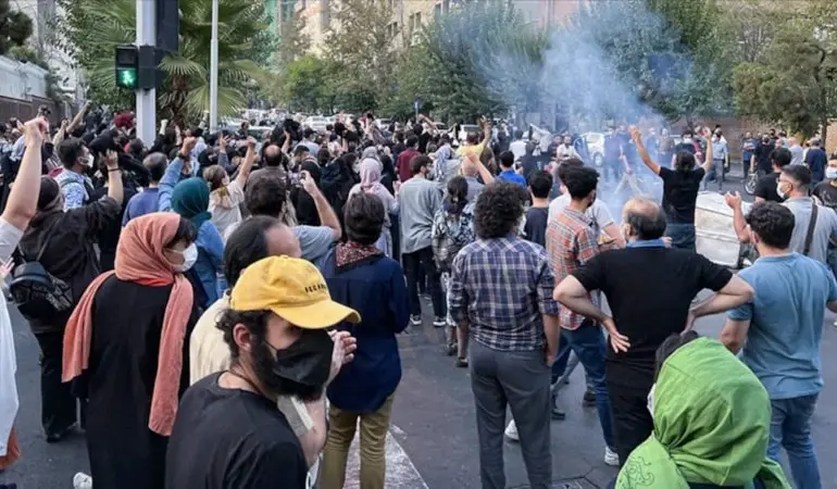 Rejime karşı Ramazan protestosu: İranlılar oruç tutmuyor