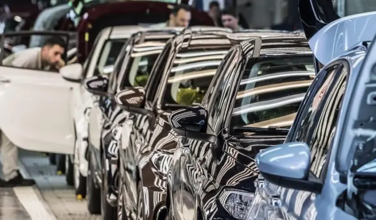 Otomotiv Sektöründe Petrol ve Lojistik Baskısı Artıyor