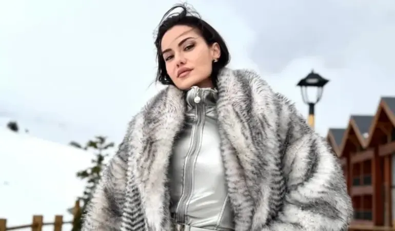 Fahriye Evcen, Kar Manzarasında Tarzını Konuşturdu