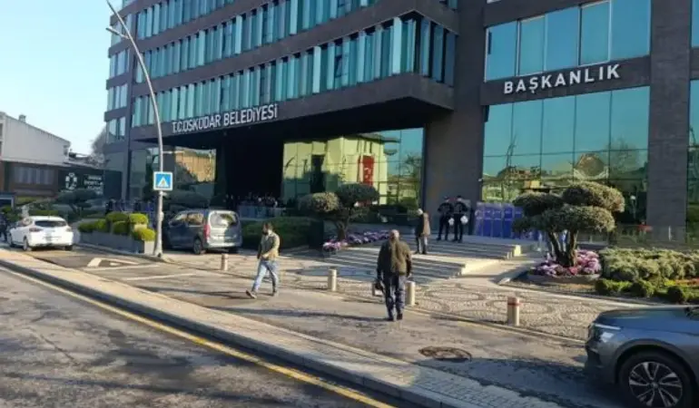 Üsküdar’da Yolsuzluk Operasyonu: 20 Şüpheli Yakalandı