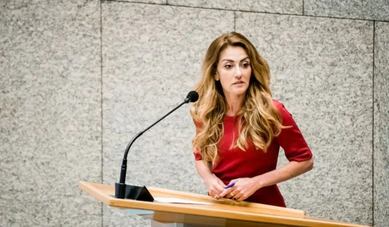 Dilan Yeşilgöz, Hollanda Savunma Bakanı Oldu