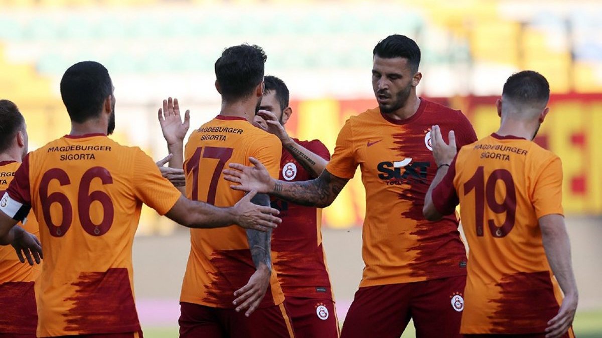 galatasarayin-psv-maci-kadrosu-belli-oldu-ufEhkvwL.jpg