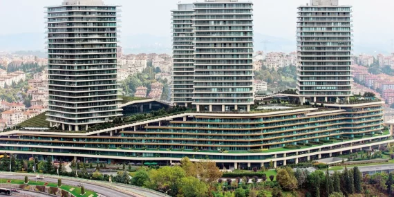 İSTANBUL’UN EN PRESTİJLİ AVM’Sİ SATIŞTA