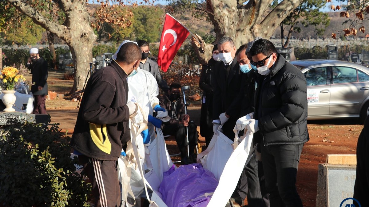 Güney Afrika’nın ilk Türk pilotu Rüştü Atala’nın oğlu Ahmet Atala vefat etti