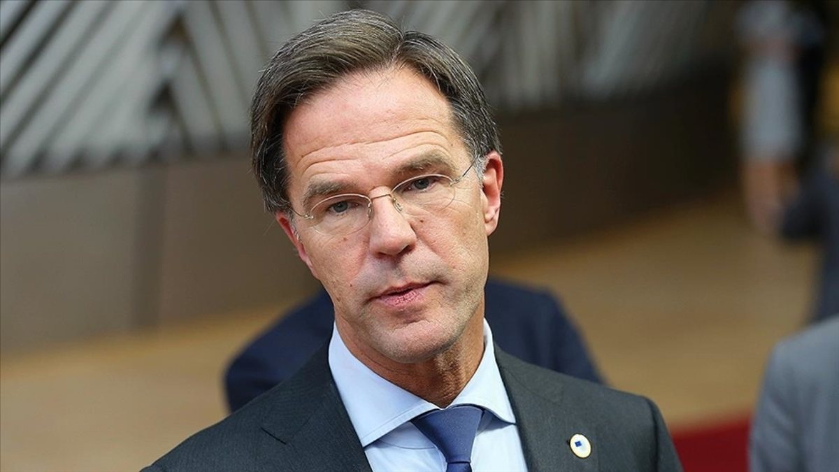 hollanda-basbakani-mark-rutte-erken-gevseme-icin-ozur-diledi-PDPic4xU.jpg