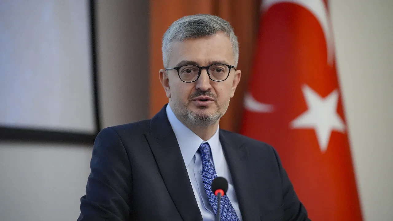 iletisimin-yeni-petronu-burhanettin-durandan-ilk-aciklama-3233152