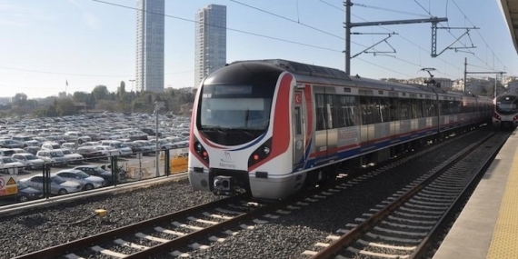 Marmaray’da İş Bırakma Eylemi: Seferler Durdu